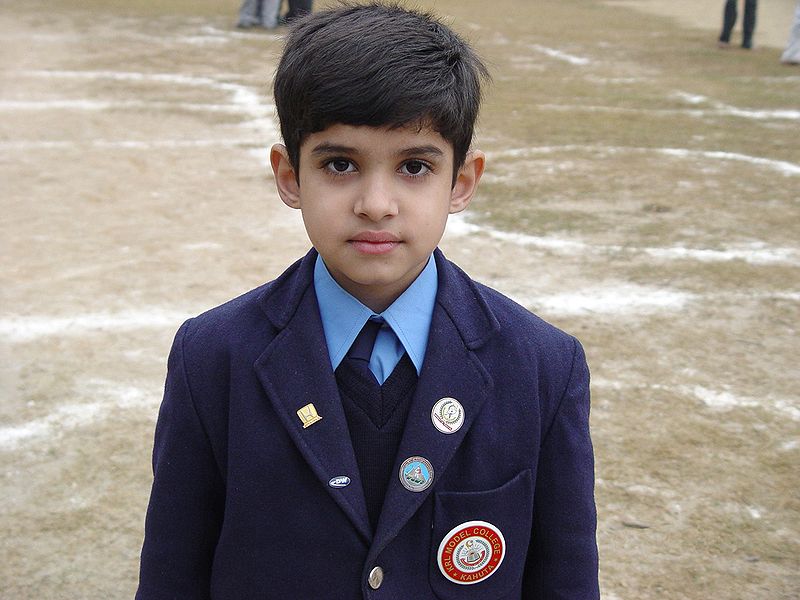uchenik-pakistanskoi-shkoly